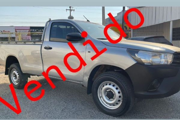 TOYOTA/HILUX CS 4X4